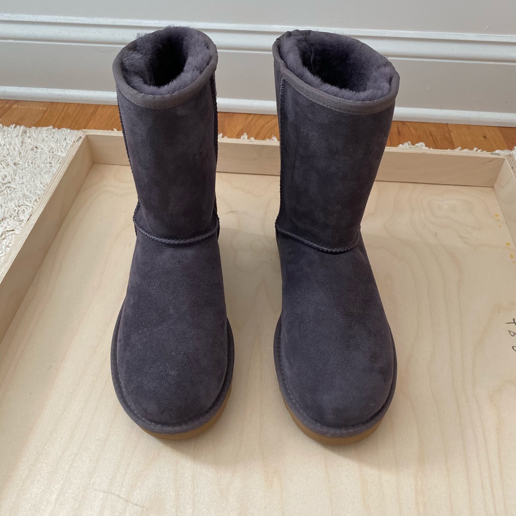 Nwob Ugg Classic Boot Size 9 Womens